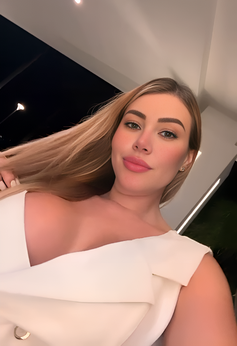 Dolls-of-Aruba-Escorts-ALEJA